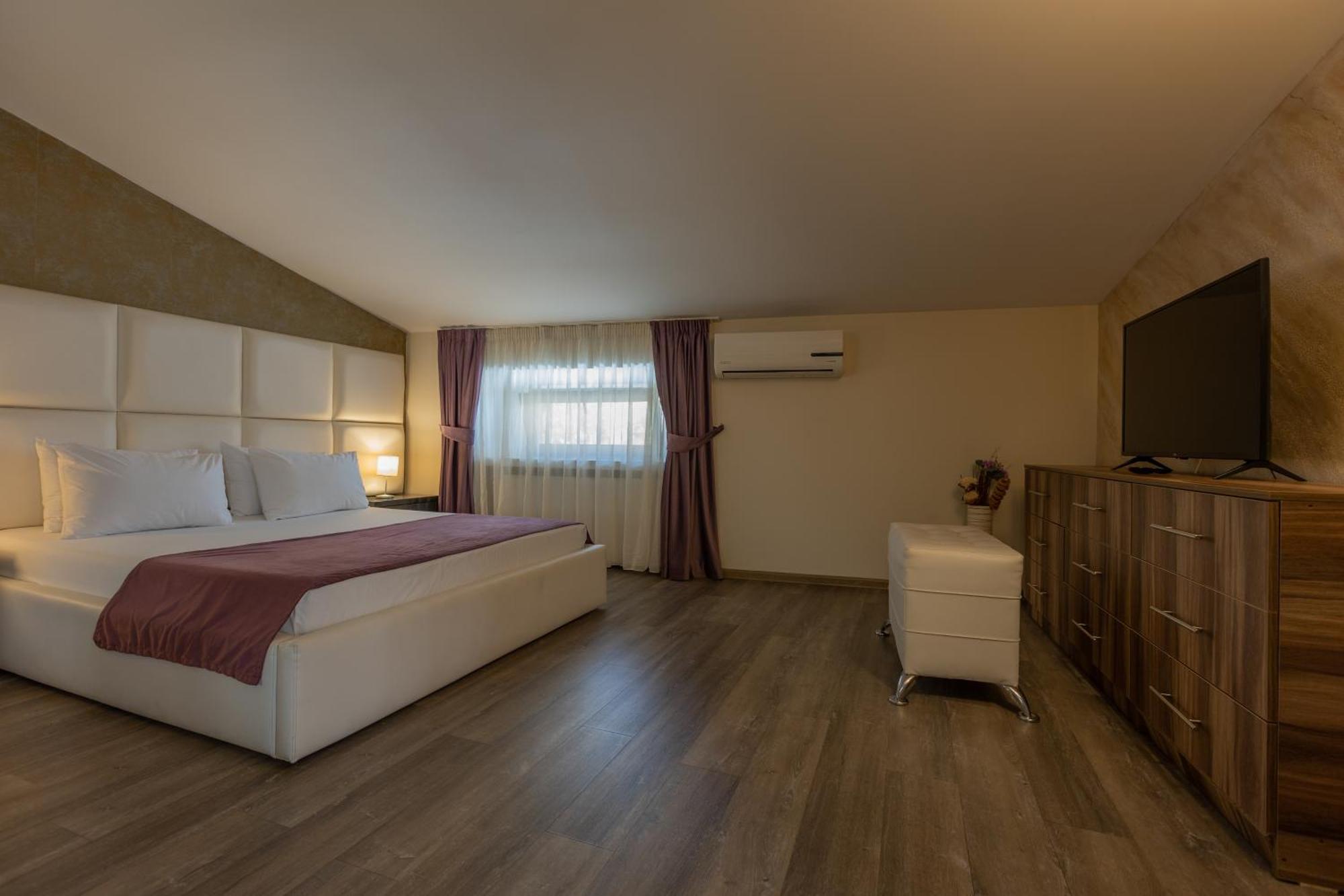 Hotel Corvaris Bucureşti Exterior foto
